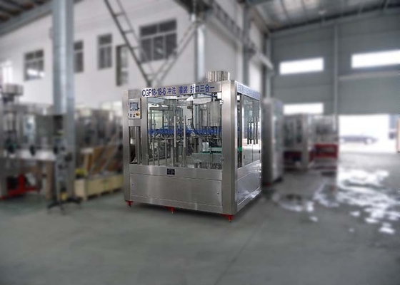 China 10000bph Automatic Water Filling Machine High Speed MITSUBISHI PLC Controlling supplier